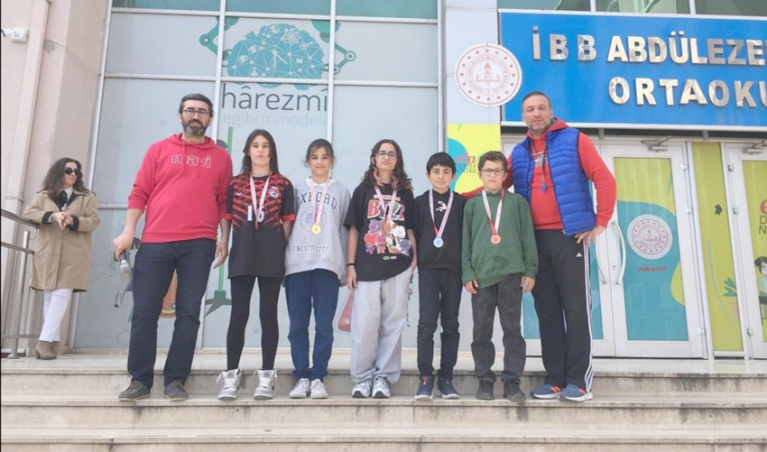 İBB Abdülezelpaşa öğrencilerinden sportif başarılar