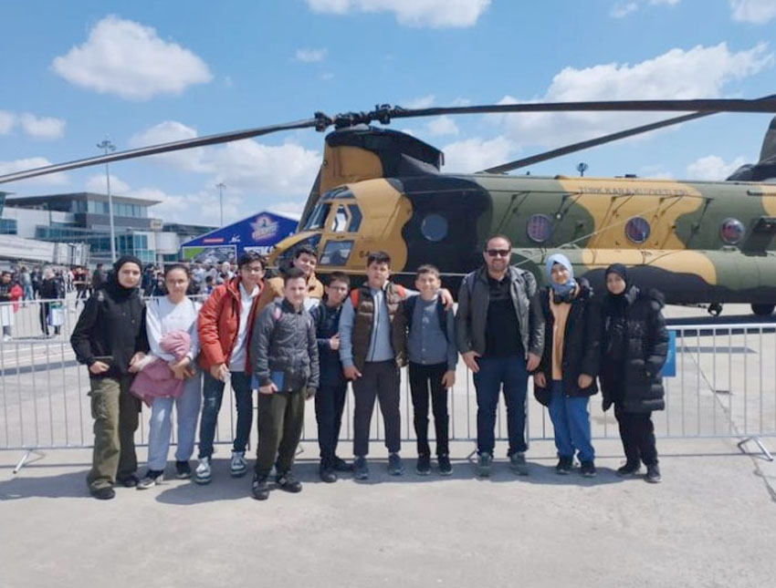 Yunus Emre öğrencileri Teknofest fuarını gezdi