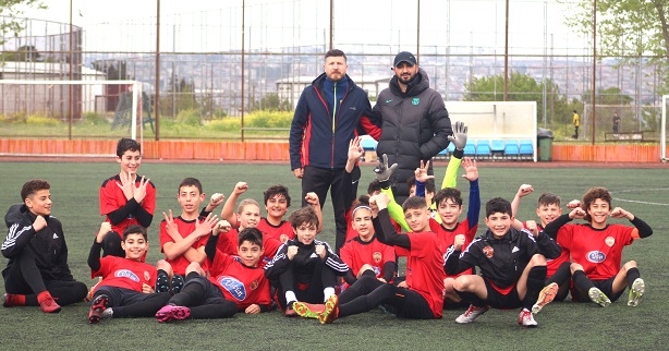 Üstün futbol gol olup yağdı 7-0