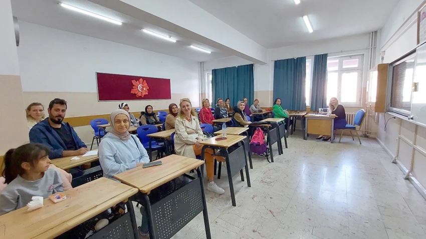 Çağrıbey Ortaokulu’nda veli toplantısı