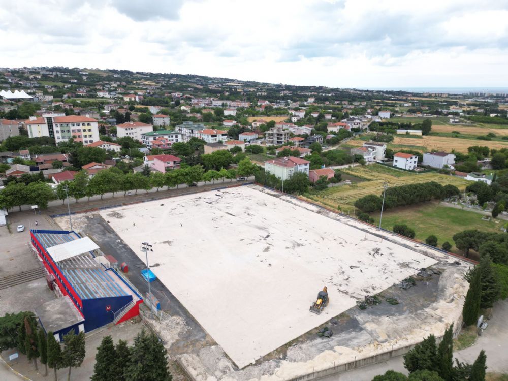 Ortaköy Stadı baştan aşağı yenileniyor