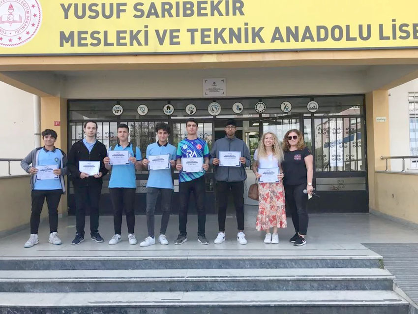 Sarıbekir Lisesi’nde Sağlık Elçileri Projesi