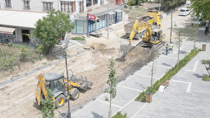 Yol bakım çalışmaları sürüyor