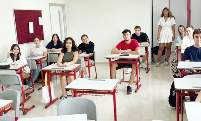 Sınav Anadolu Lisesi’nde eğitim-öğretim başladı