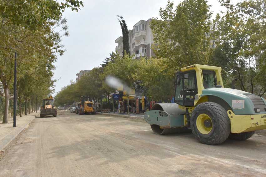 Varnalı Caddesi’nde yenileme çalışması