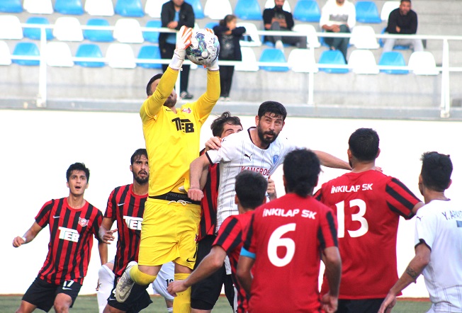 Zirvenin adı Beylikdüzüspor 3-1