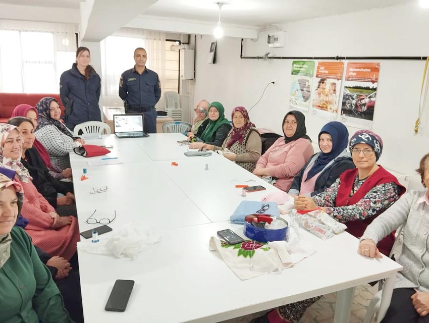 En İyi Narkotik Polis Anne Projesi toplantıları