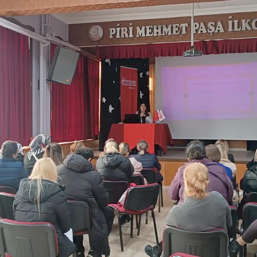 Piri Paşalı velilere bilgilendirme semineri