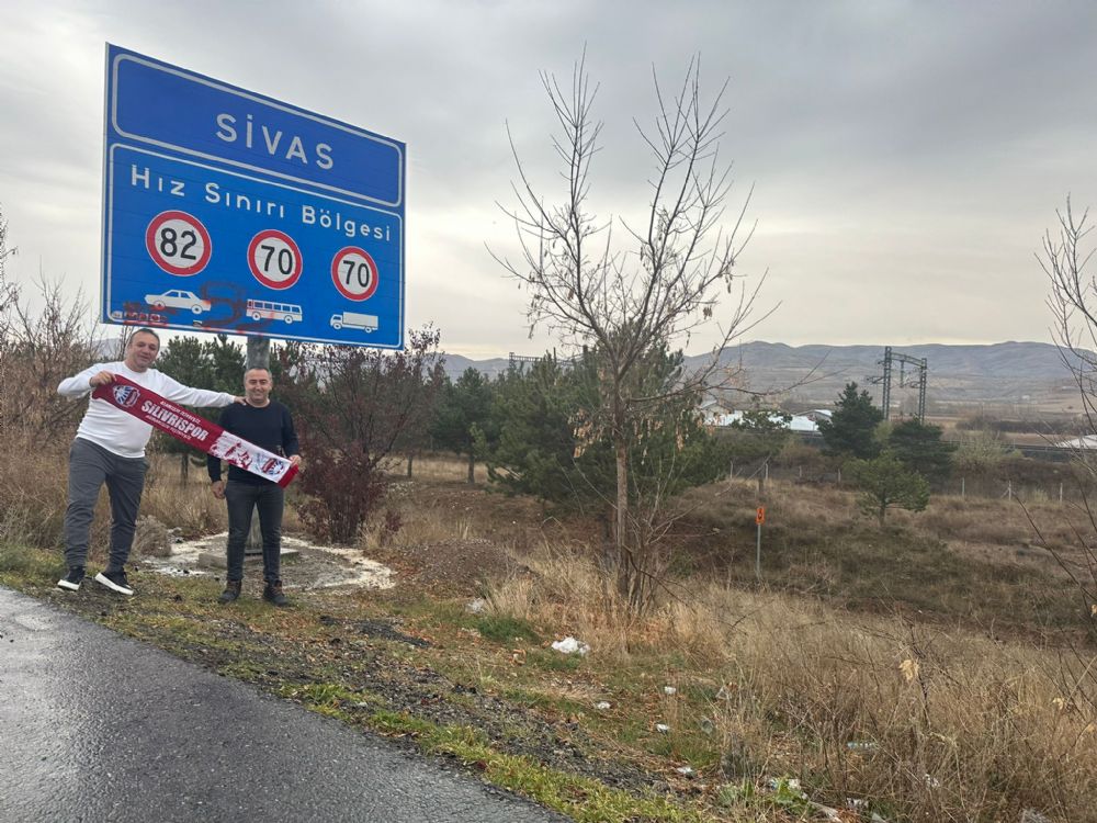 Sivaslı Halil Şahin takımını mükemmel ağırladı