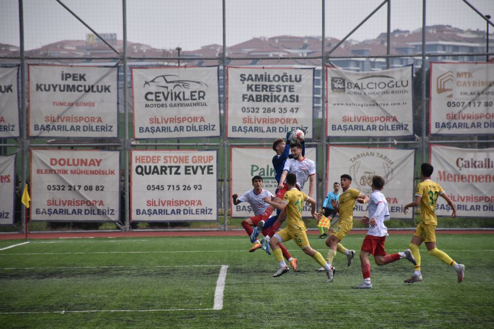 Silivrispor’un gençleri Darıca’ya acımadı 6-2