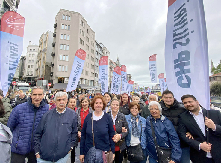 İbrahim Kömür: Yaşasın 1 Mayıs