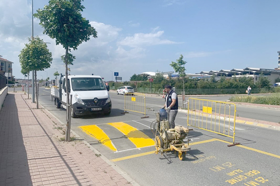 Yol bakım ve onarımları sürüyor