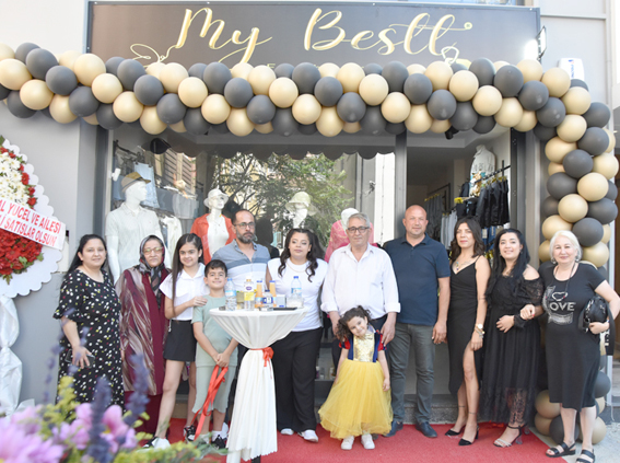 My Bestt Fashion Mağazası kapılarını Silivrililere açtı