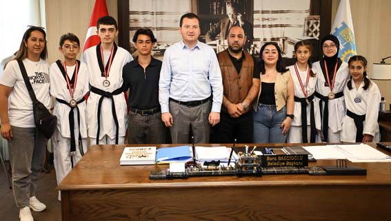 Silivri Taekwondo Kulübü’nden Başkan Balcıoğlu’na ziyaret