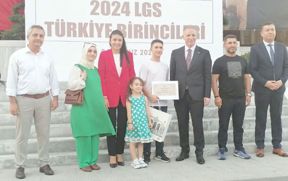 Vali Gül, LGS birincileriyle buluştu