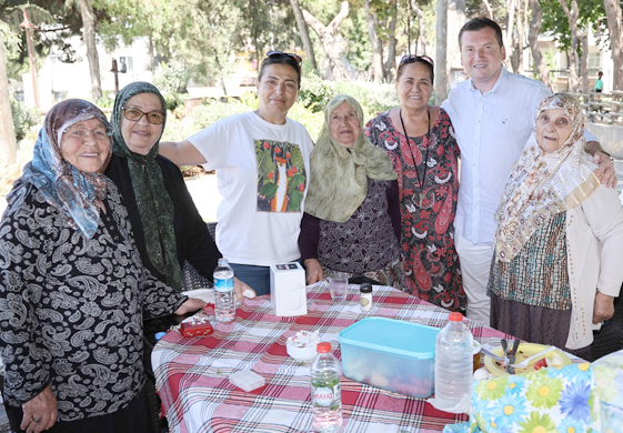 Başkan Balcıoğlu, Kale Park Sosyal Tesisleri’nde vatandaşlarla buluştu