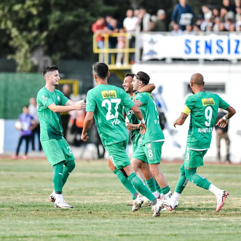 Velimeşe, Bursa’ya boyun eğdi 0-3