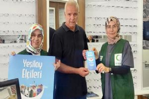 Yeşilay gönüllüsü esnafa teşekkür ziyareti